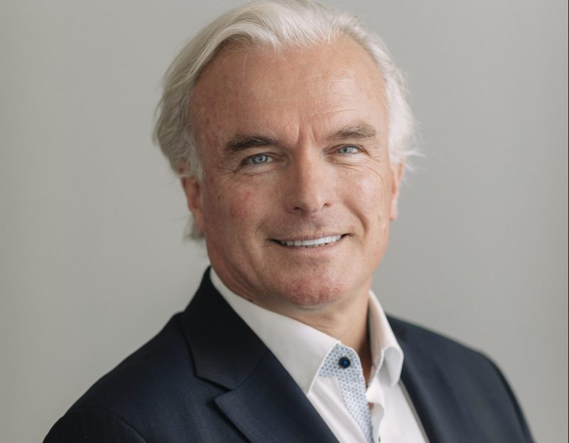 Dr. Frank Van Praet