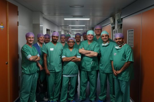Endoscopic cardiac surgery equipment setup